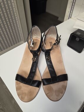 Michael Kors Black Leather T-Strap Sandals